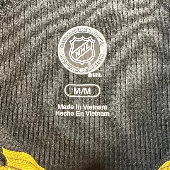 NHL Boston Bruins Quarter Zip Logo Pullover Sweatshirt Size Medium - Picture 4 of 4